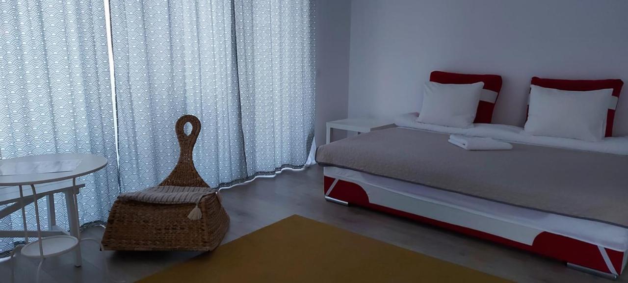 Exquisite Apartament Брашов Екстериор снимка